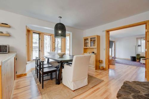 Alpine Meadows House | North Lake Hideaway Prime Locale for Outdoor Fun