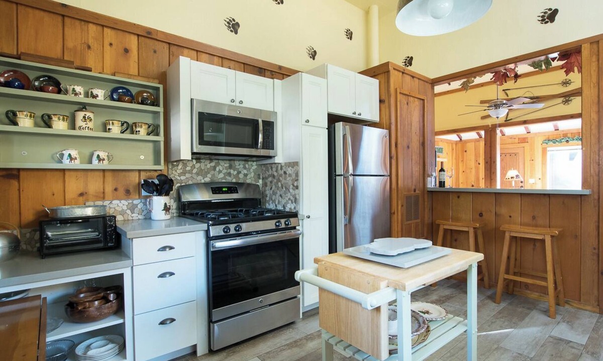 Kings Beach Cabin | North Shore Cabin Near Northstar