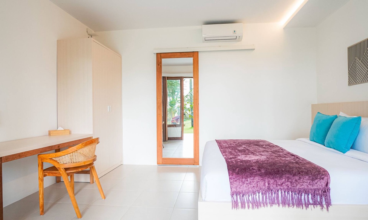 Tulamben Hotel | Palm Springs Bali Resorts