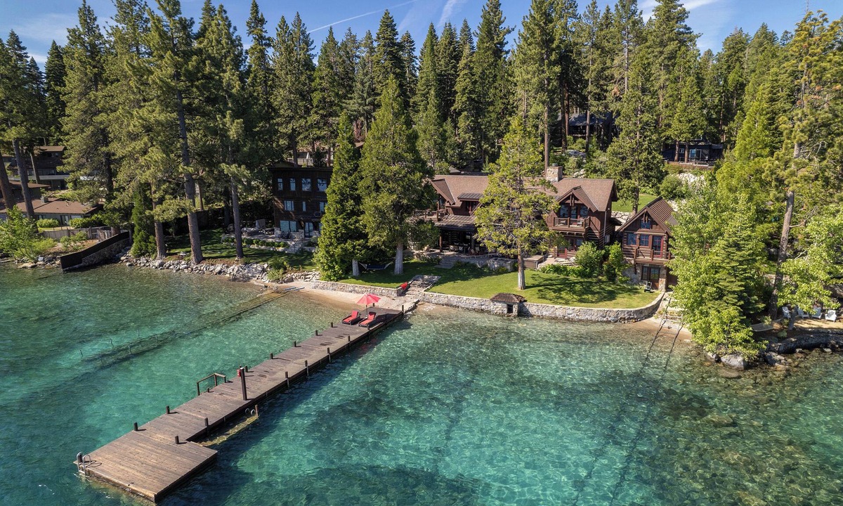 Tahoma House | Peaceful Waters by Hauserman Rentals