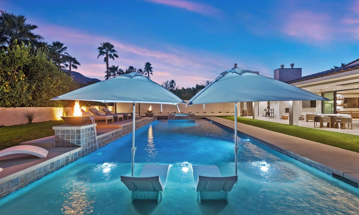 Magnesia Falls Cove House | Pura Vida - Luxe Estate w/Pool, Spa & Pickleball!
