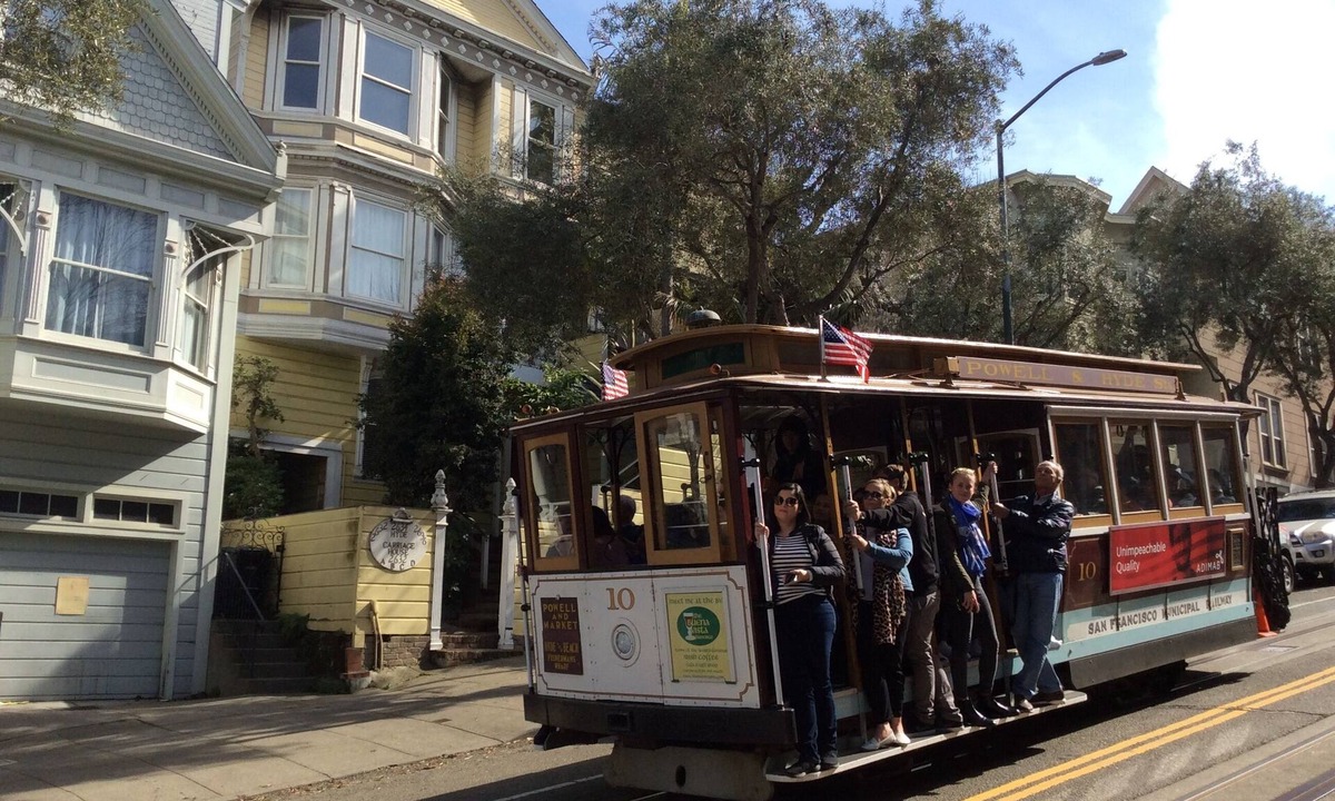 Fisherman's Wharf Apartment | Quintessential San Francisco Apartment