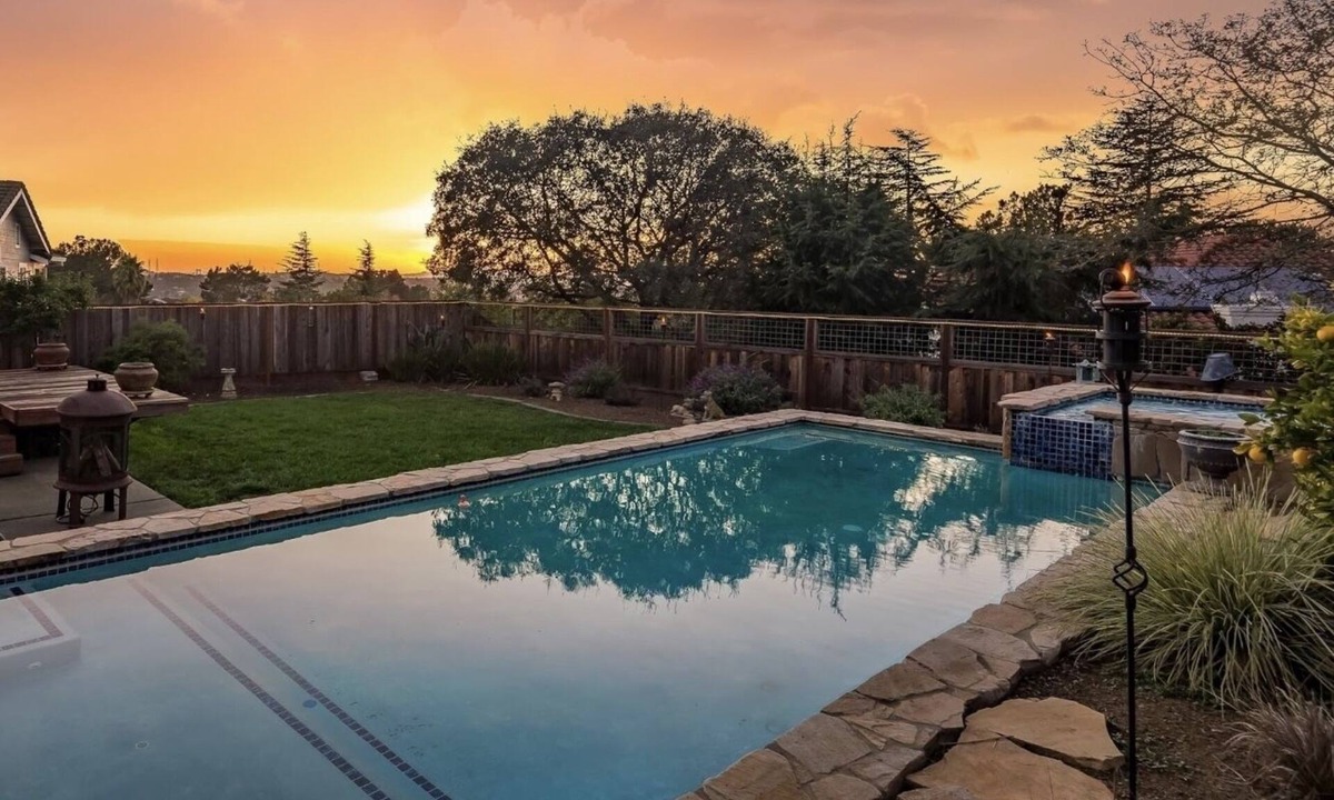 Vallejo Villa | Resort-style in WINE country btw Napa & San Francisco