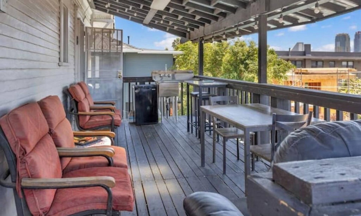 Golden Hill Apartment | San Diego 1 Bedroom 1 Bath Amazing CityViews 3beds