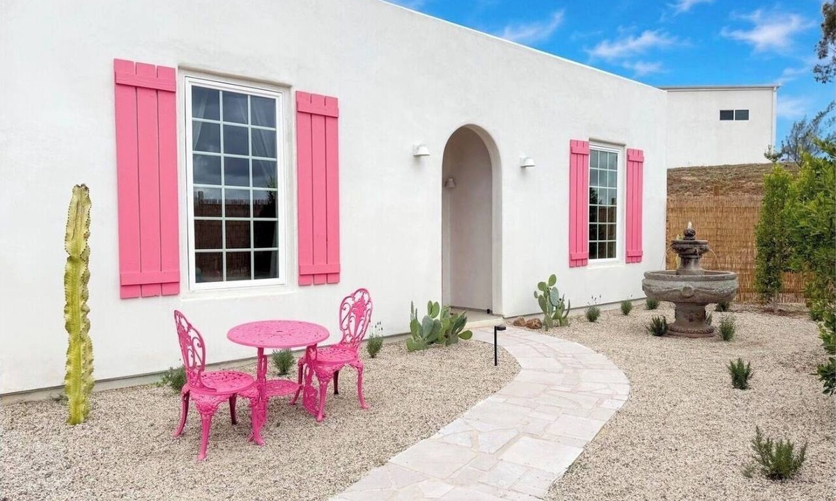 Fallbrook Villa | Santorini Inspired Villa Sunset Views Fallbrook