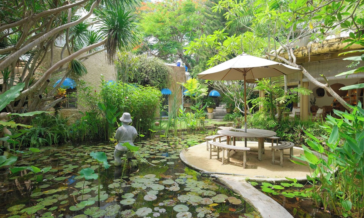 Sanur Villa | Sanur beach access and huge garden 4 bedrooms Villa