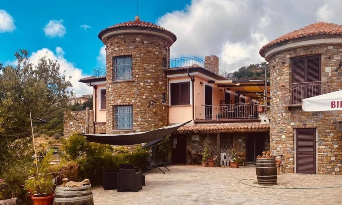 San Mauro Cilento House | "Sea, mountains and hills - an oasis of relaxation embedded in nature."