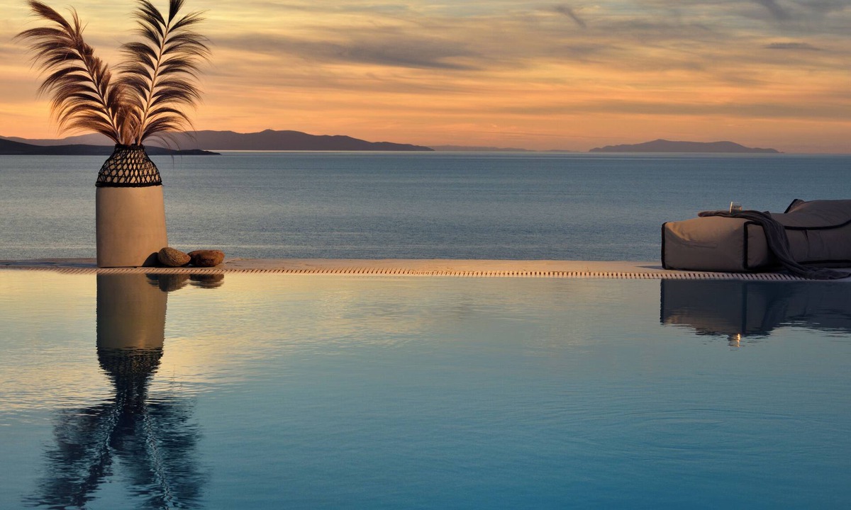 Agios Ioannis Villa | Spacious 5-bedroom Sunset villa with Hot-tub by Calypso Sunset Villas