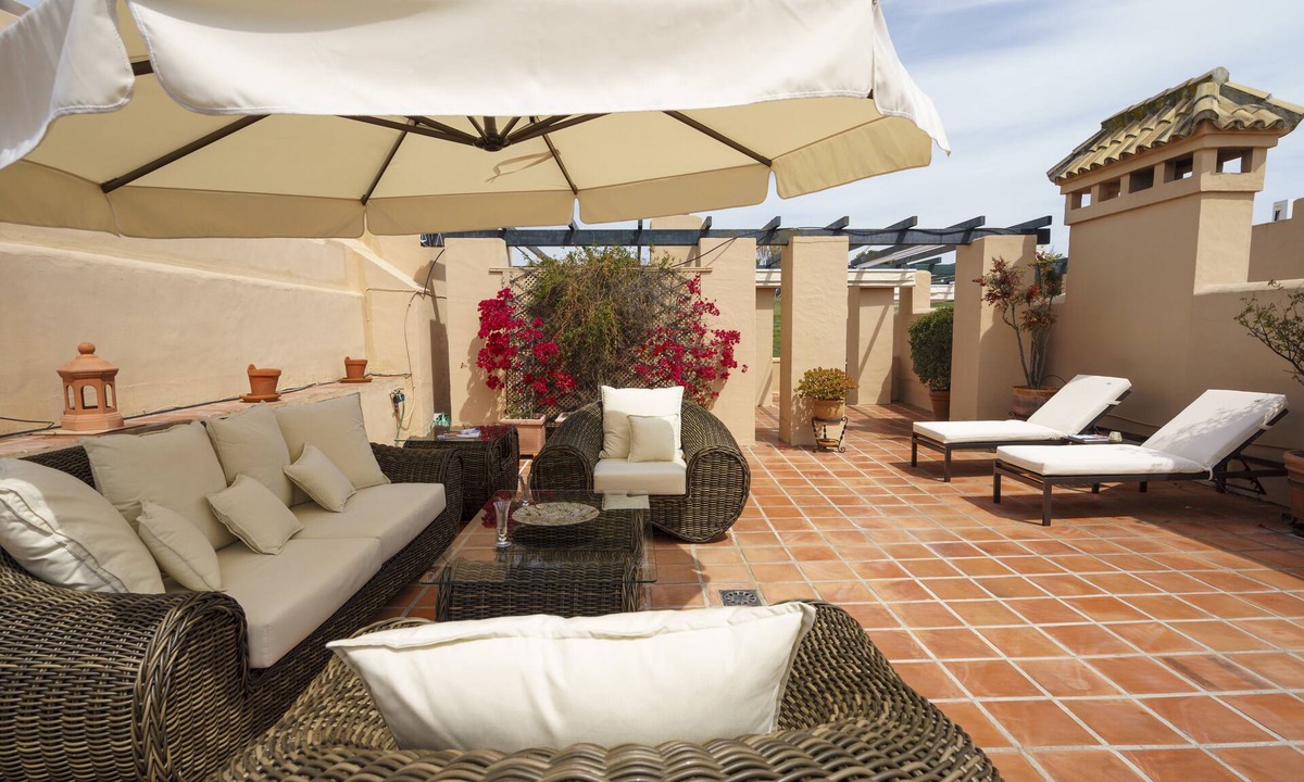 New Golden Mile Apartment | SPACIOUS LUXURY PENTHOUSE/APARTMENT WITH SWIMMING POOLS ON THE COSTA DEL SOL