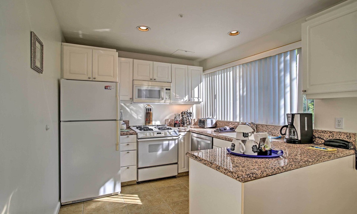 Cathedral City Resort | Spacious two-story condo, unit 3