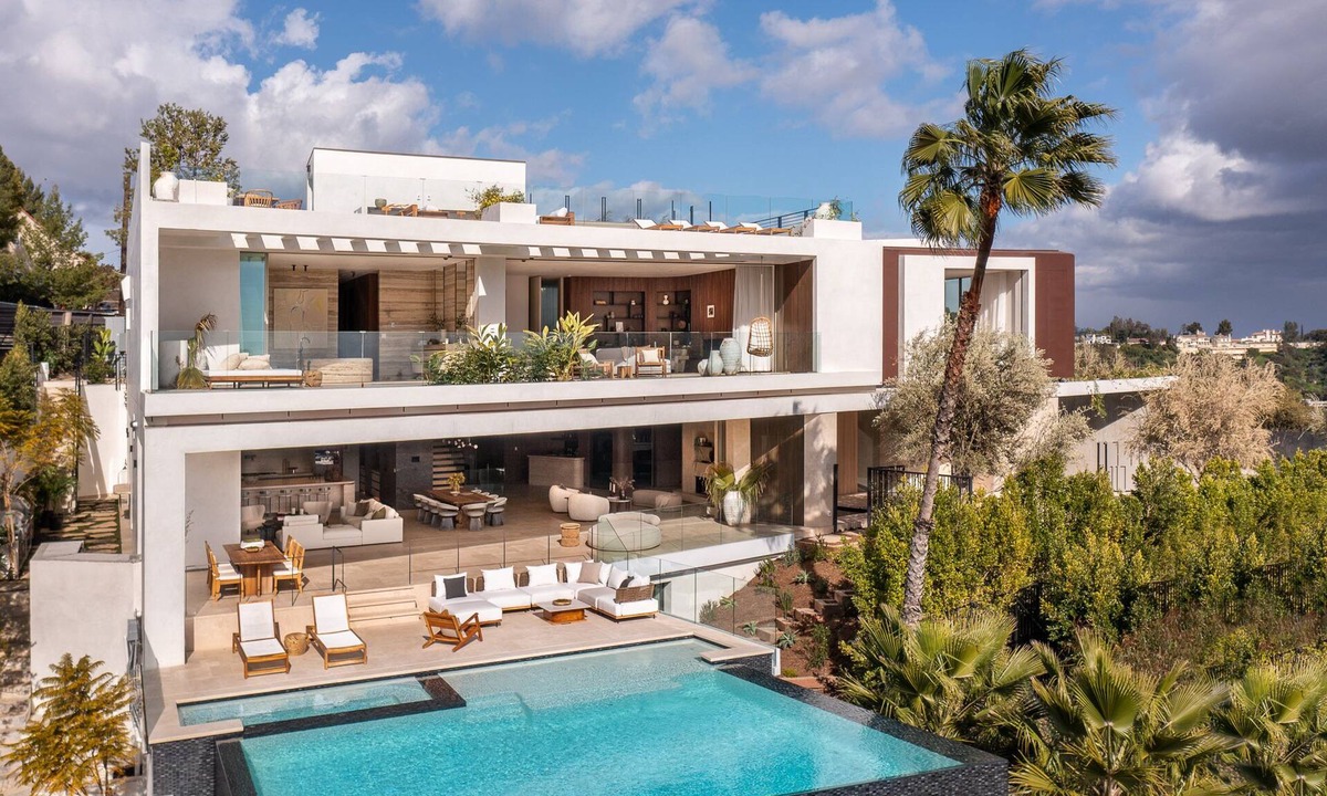 Bel Air Villa | Stradella Mansion-Epitome of Luxury Living in this Breathtaking BelAir Estate