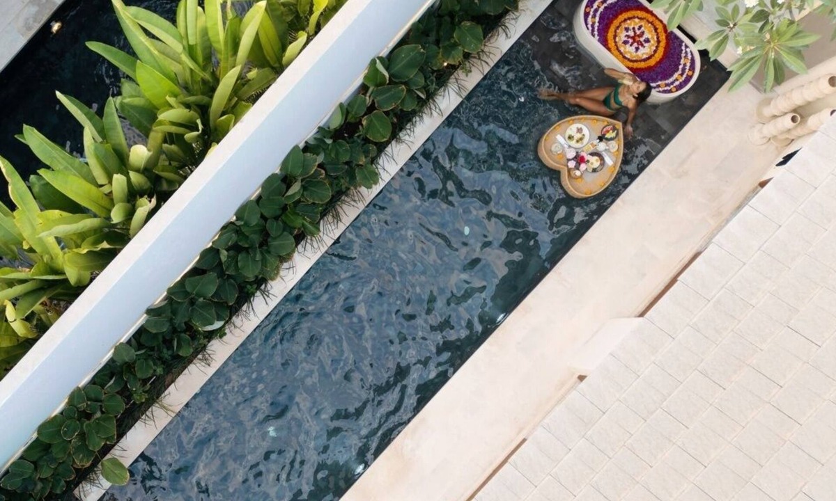 Dewi Sri Hotel | Stylish Romantic Villa 1BR in Seminyak