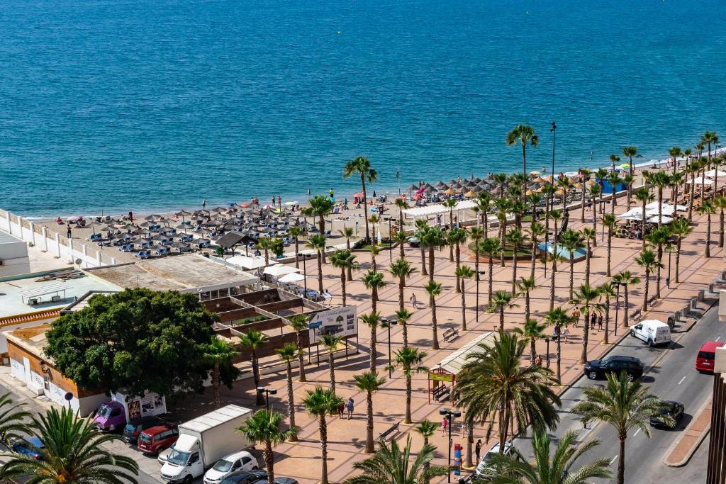 Fuengirola City Centre Apartment | Sur Suites Perla 6 - 2