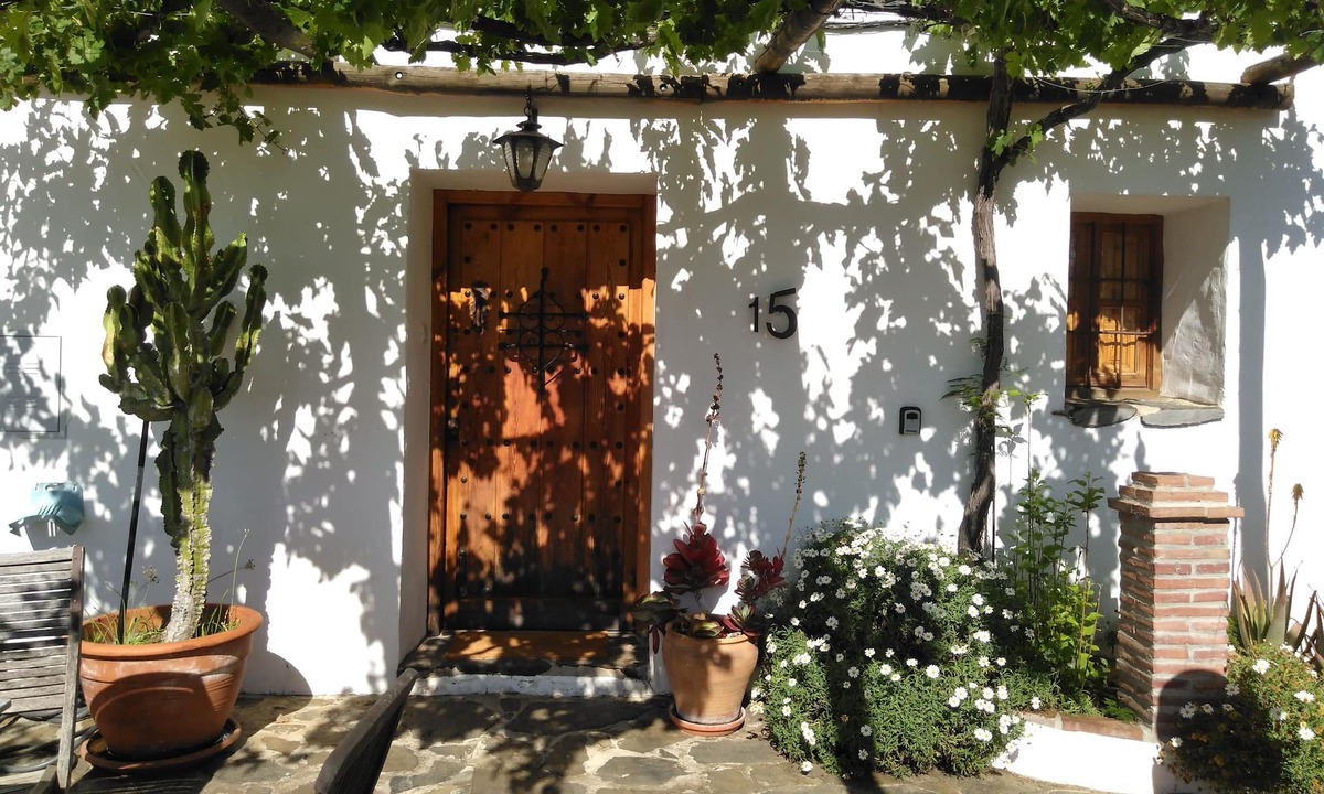 Macharaviaya House | Traditional house for an authentic relaxing rural experience in real Spain