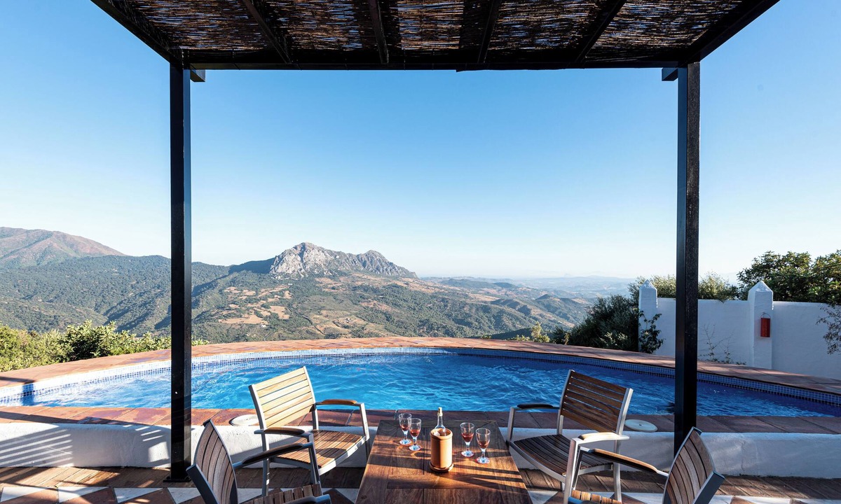 Gaucin Villa | Utter privacy with stunning views 2BR villa , just 100 yards outside village.