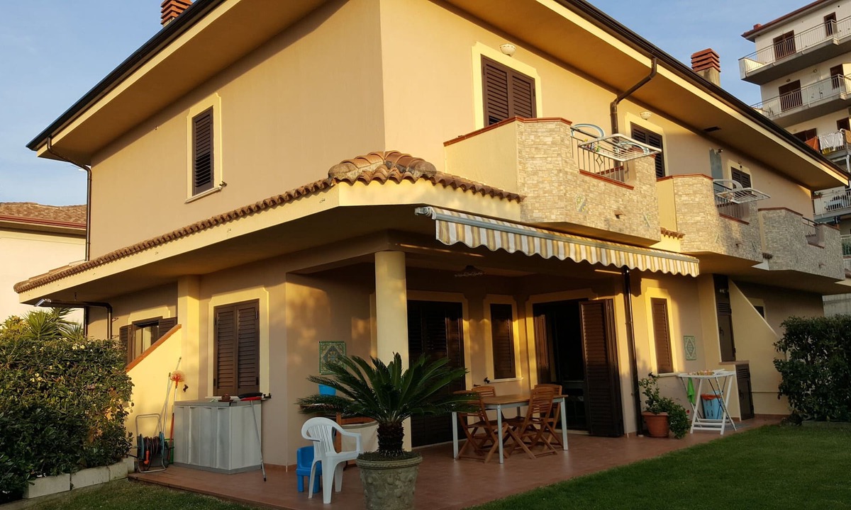 Belvedere Marittimo Villa | VILLA IN BELVEDERE MARITTIMO ABOUT 200 METERS FROM THE SEA