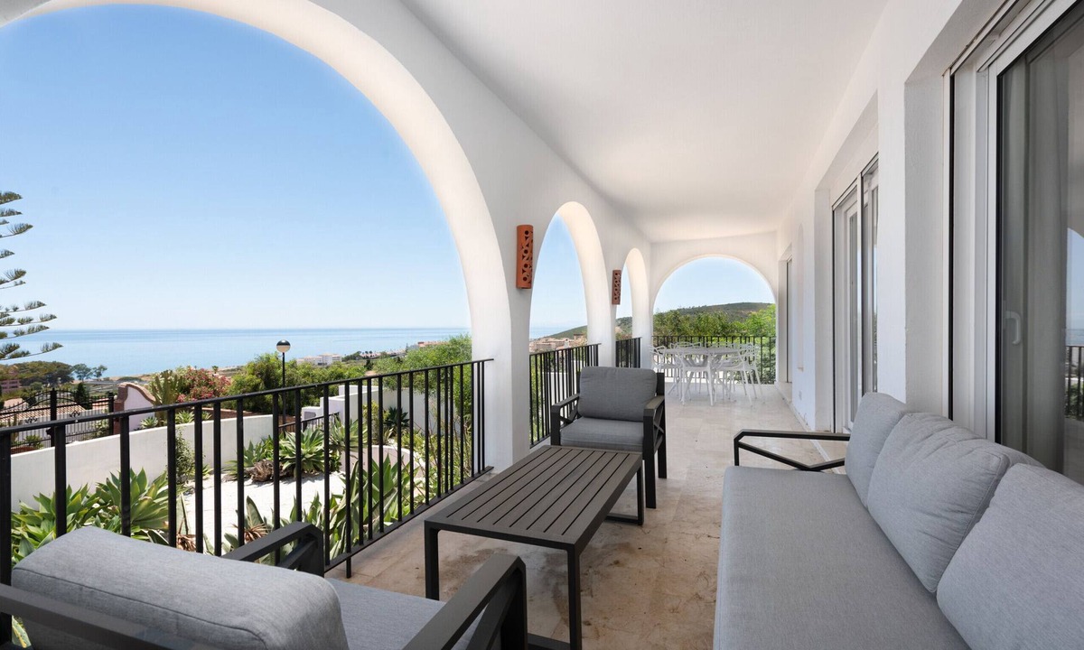 Puerto de la Duquesa Villa | Villa Joya de Guadalupe 2421