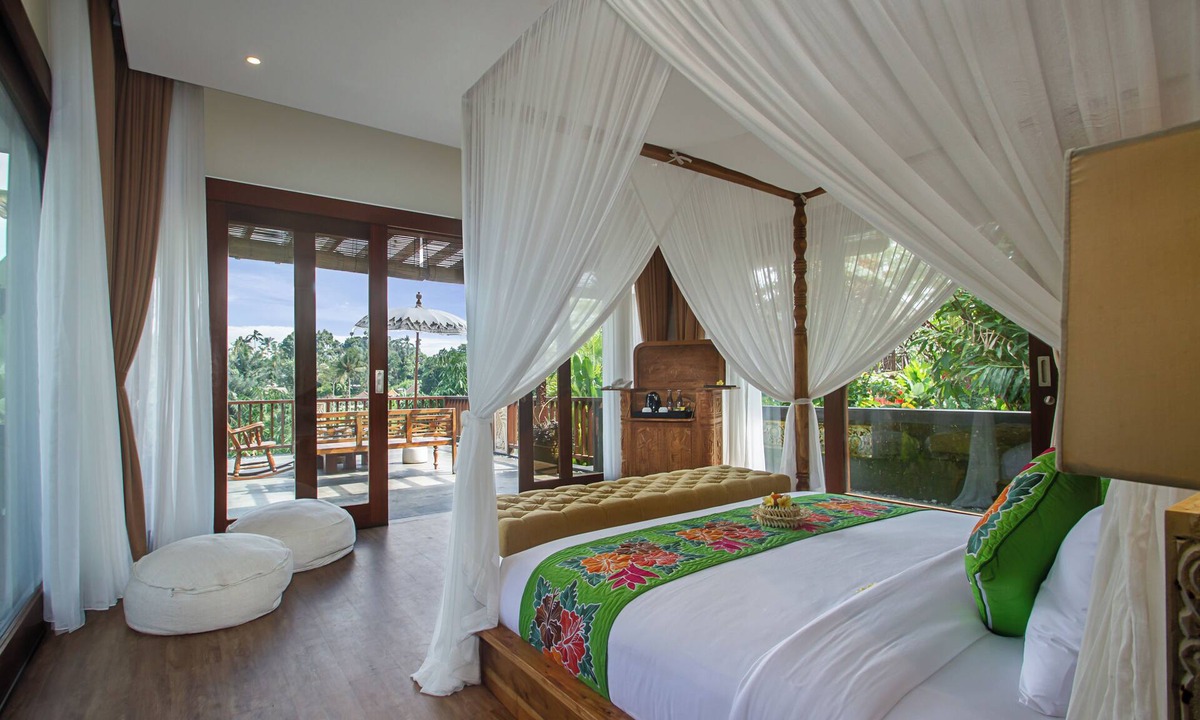 Taro Villa | Villa Lembah Damai