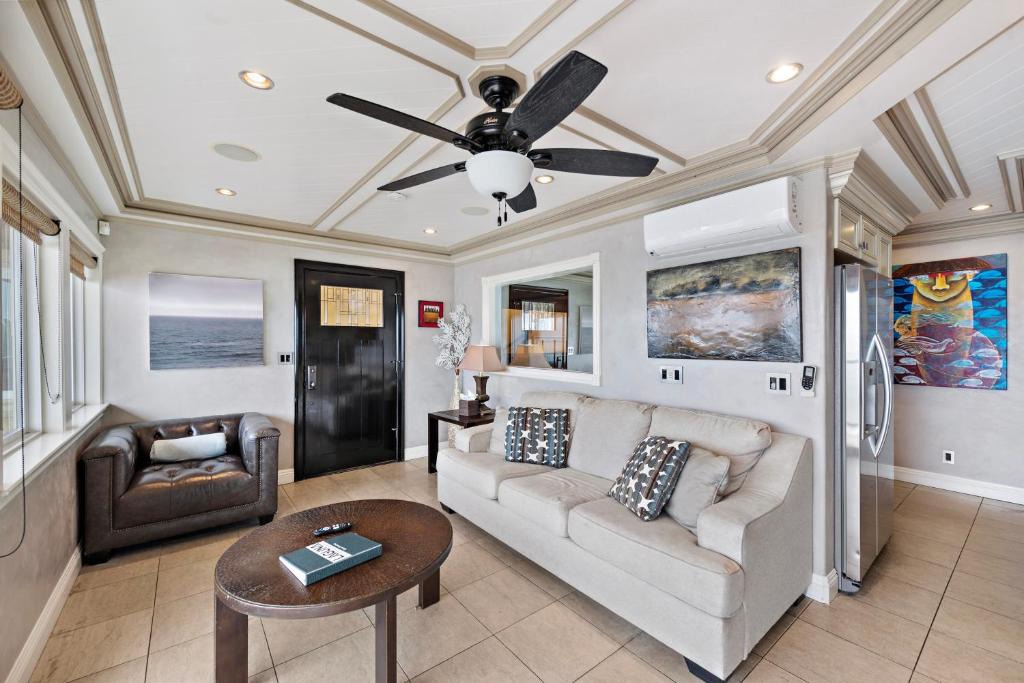 Laguna Beach Villa | Villa Leone at the Retreat in Laguna Beach