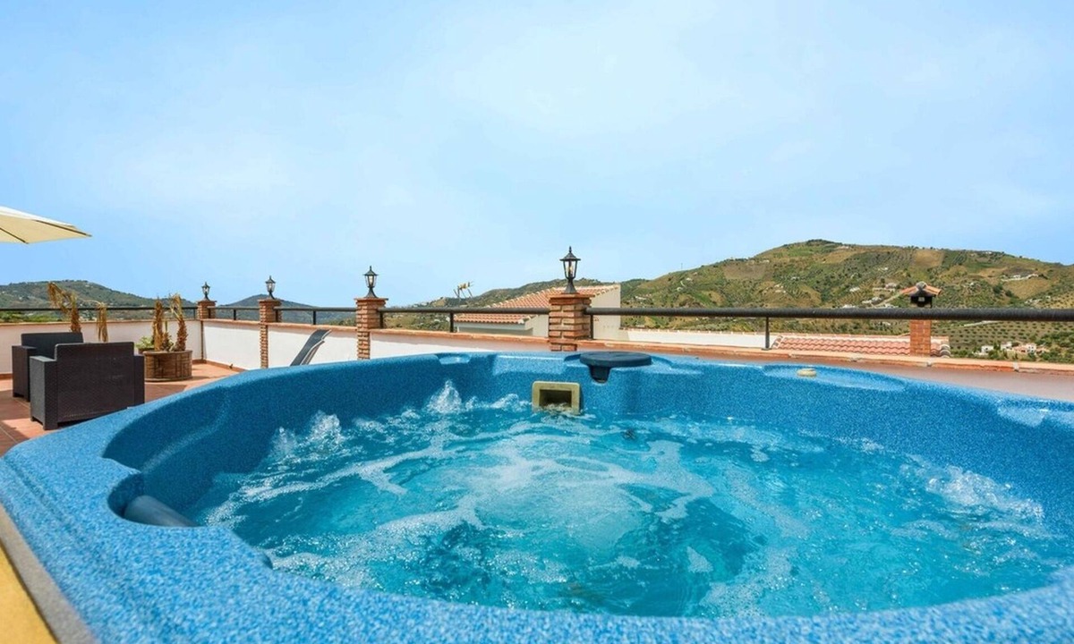 Canillas de Albaida Villa | Villa Lucía de Canillas Canillas de Albaida by Ruralidays