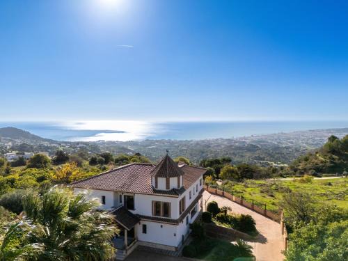 Mijas Villa | Villa piscina privada, vistas al mar y montaña