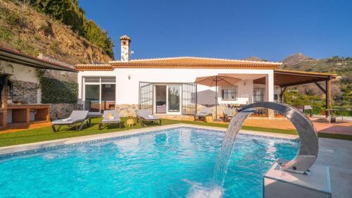 Canillas de Albaida House | Villa Rosa de Cómpeta Canillas de Albaida by Ruralidays