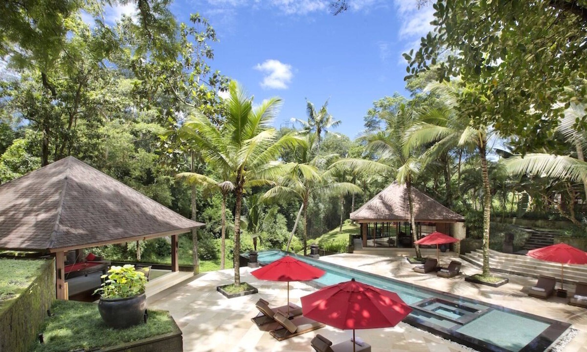 Kediri Villa | Villa The Sanctuary Bali: 8-bedroom, staffed private luxury resort in Canggu.