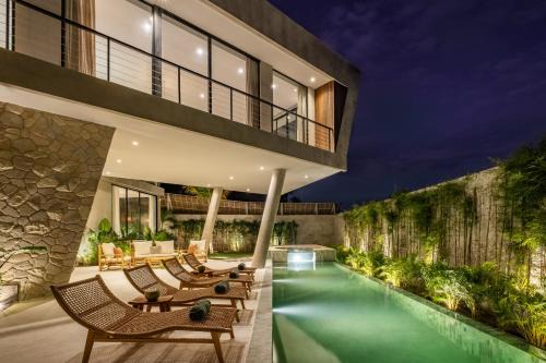 Tumbak Bayuh Villa | Villa Via Canggu