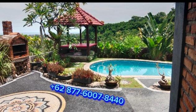 Kayu Putih House | Villa WENHOMANN View