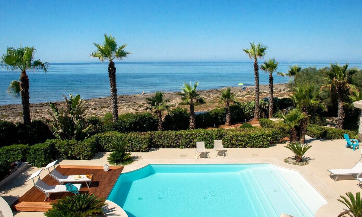 Torre Suda Villa | Villa White Dahlia - 8 PAX with pool and sea view
