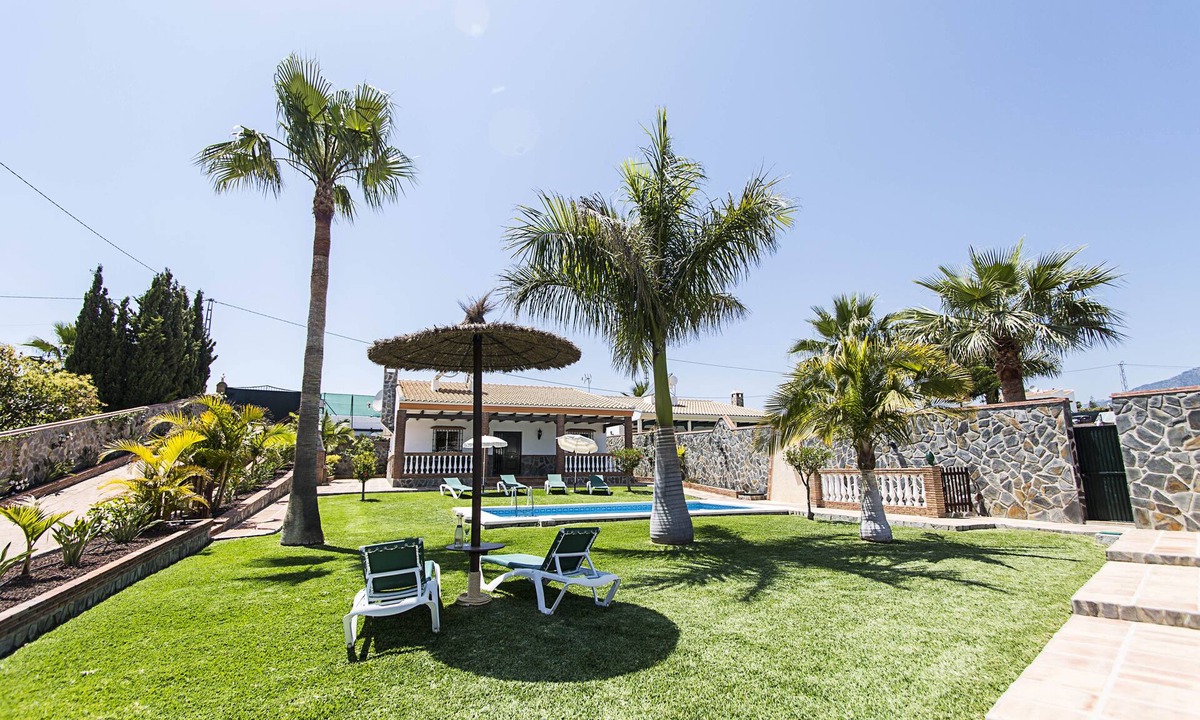 Frigiliana Villa | Villa with private pool, 800 m² plot, mountain and sea views