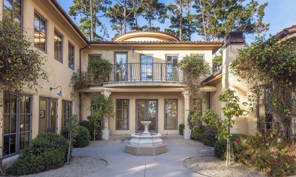 Pebble Beach House | Wave House, New, Mediterranean stunning home by the Lodge for up to 10 guests