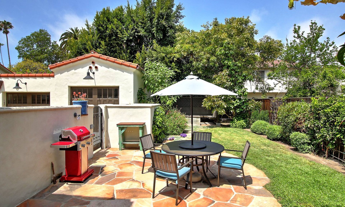 West Beach Villa | West Beach Villa 5 - Spanish style in heart of everything, beach, harbor, Funk Zone