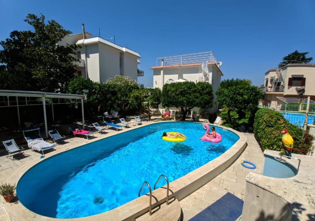 Meta Apartment | YourHome - Villa Sorrento