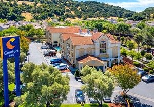 2-Star Hotel ∙ Comfort Inn Cordelia