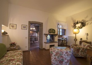 Comfortable accommodation in a castle, swimming pool in Proceno