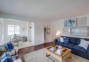 Steps to Ocean * Entire Top Floor * 3 Sun Decks