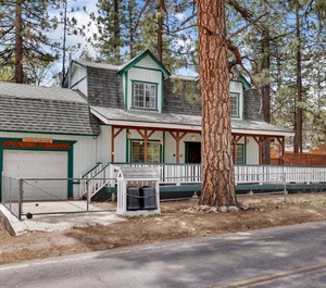 Whiskey Mountain Lodge 