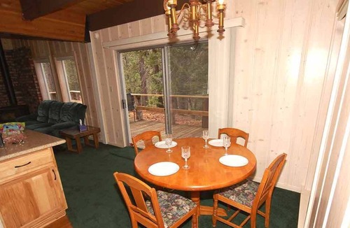 North Upper Truckee Cabin | 0665 Yucatan Street - Tahoe Cabin - Mountain Flair - Close to Sierra at Tahoe!