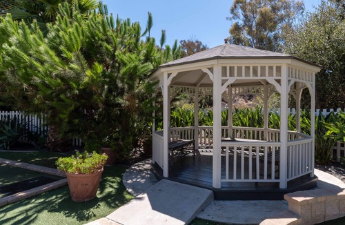 San Clemente Resort | 1 Bedroom TimeShare peaceful San Clemente sleeps 4 w/Amenities & Kitchen