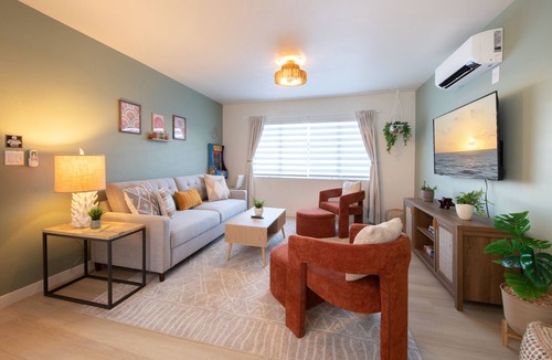 Hawthorne Apartment | 10 Minutes to World Cup - Hot Tub - Fire Pit -Parking - Sleeps 6