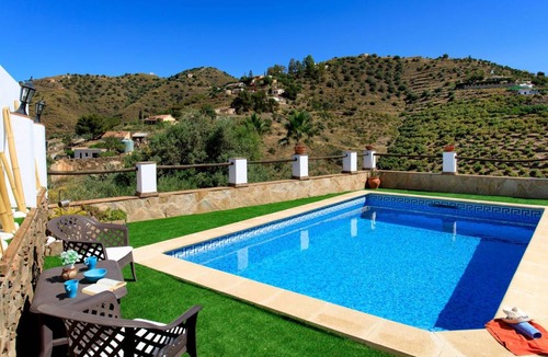 Torrox Villa | 110 m² Villa ∙ 3 bedrooms ∙ 6 guests