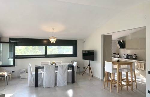 Pompei Villa | 150 m2 penthouse with a very large terrace in the heart of Pompeii