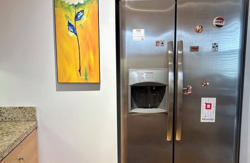 North of the Panhandle Condo | 2 bed 2 bath NOPA Fully Equipped Quiet Beauty in San Francisco with a Peloton