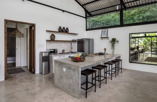 Pejeng Kawan Villa | 2-Bed Villa with Private Pool, Valley View, Child Amenities, and Daily Services
