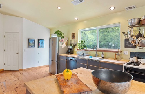 Kaweah Cabin | 2 Rustic Mod Riverfront Cabins