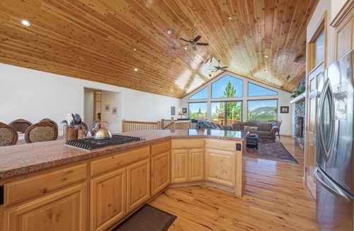 North Upper Truckee House | #20-0594 - 7 bedroom Chiapa Estate W/Indoor Pool Movie Theater High Speed Wifi
