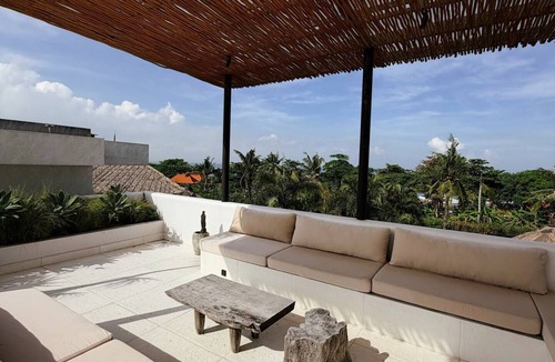 Munggu Villa | 3 bed luxury, private rooftop, 100m from beach