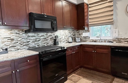 La Quinta Villa | 3 BR Villa w/Kitchen, Pool Views + Balconies