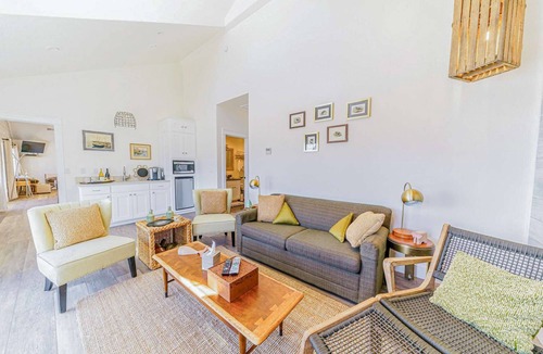 Crescent City North House | 3 Coastal View Houses in 1:"Seaview" + "Seasong" + "Selah"